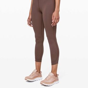 Going Strong Tight 25”